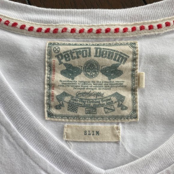 PETROL T shirt. White T shirt with embossed printing - Picture 2 of 5